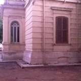 Villa Roth occupata